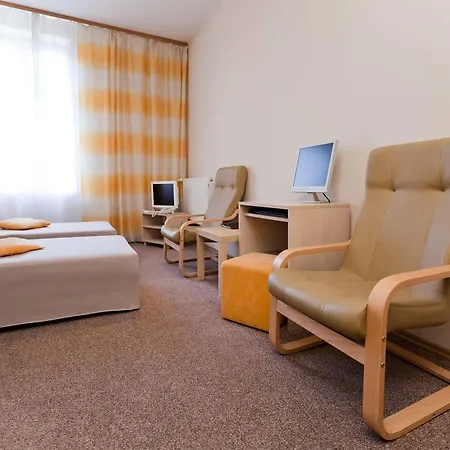 24 Albergue